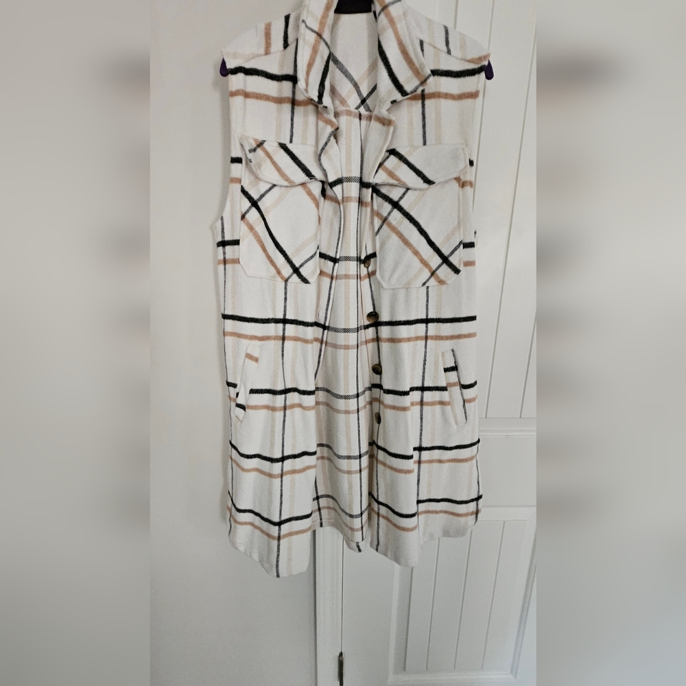 Gently Used NY&CO Winter Vest